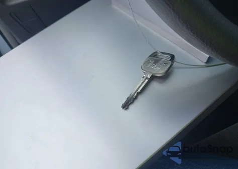 2005 Toyota Camry Xle из США, поврежденный, VIN 4T1BE30K45U531193